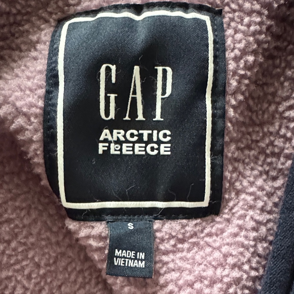 GAP Arctic Fleece in Soft Purple - Picture 5 of 5